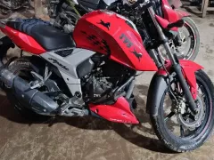 TVS Apache RTR 160 4V